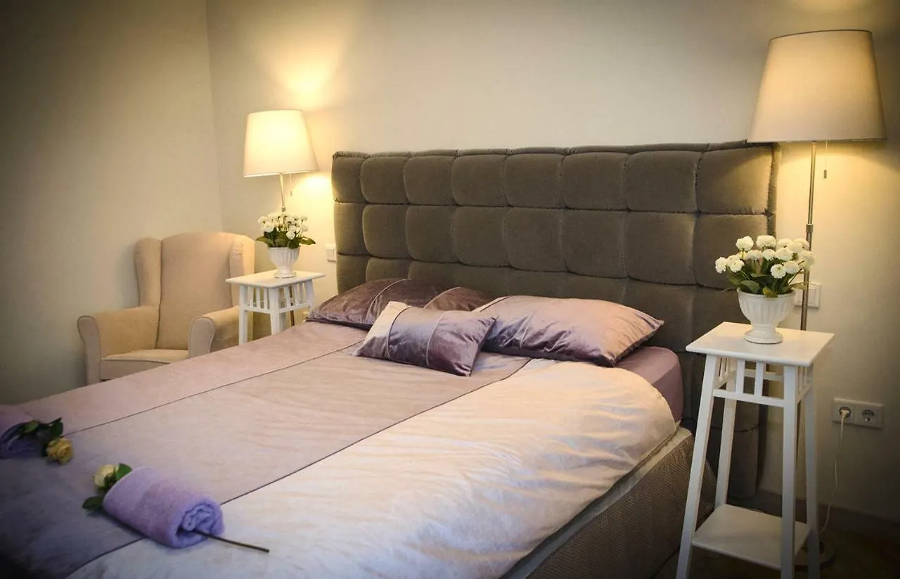 Luxury 2-Bed Apartment With Big Terrace In Aparthotel With Outdoor Pools In Calahonda Sitio de Calahonda 0*,